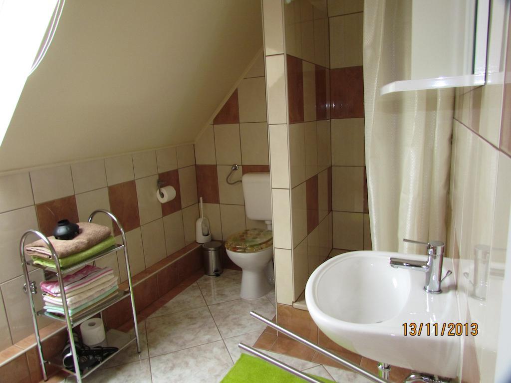 Alt Baden Apartement Dunaszekcso Værelse billede